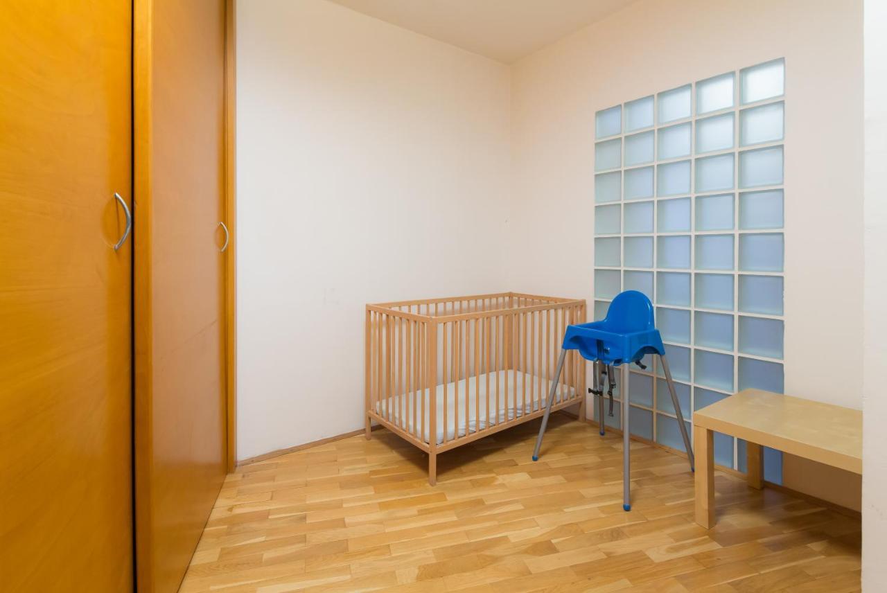 Elen'S Apartments Prague - Free Garage Parking Apartment *